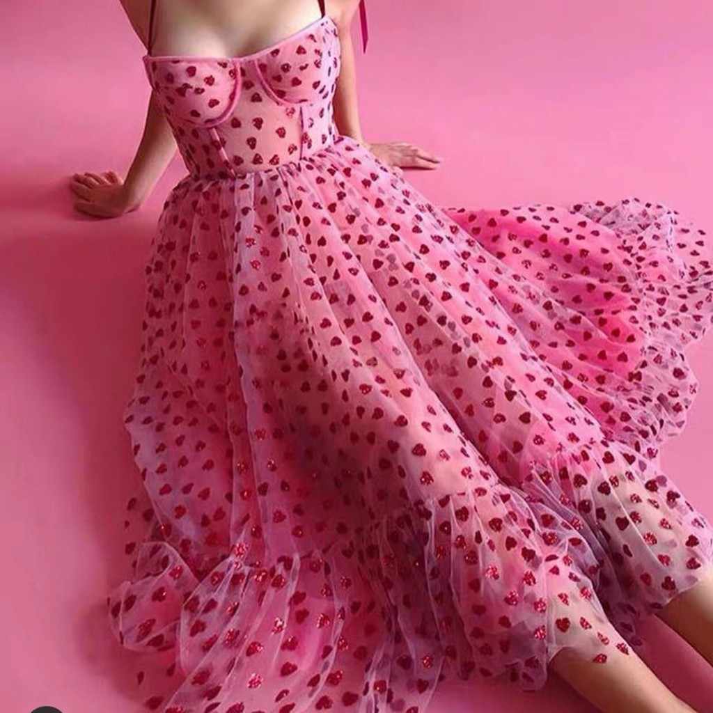 Finding Perfect Pink Dresses for Women