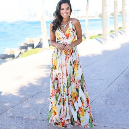 Beach Dresses For Women - What To Look For When Buying A Summer Dress For A Woman